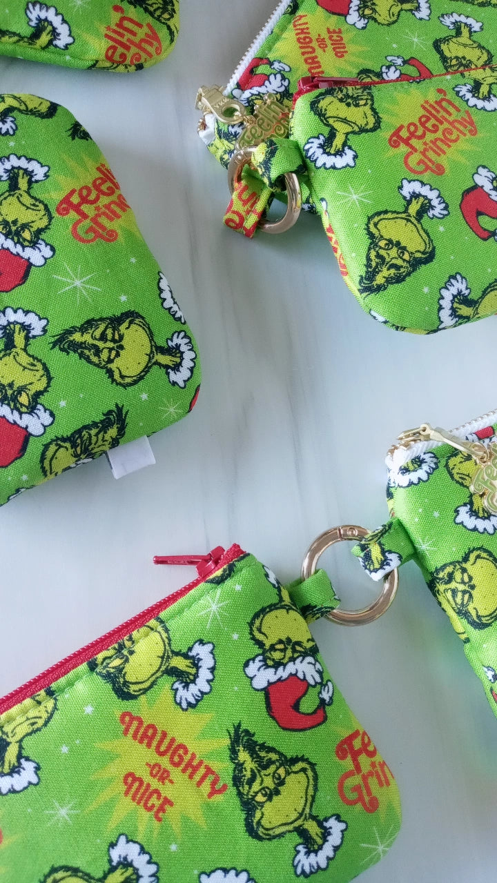 Feeling Grinchy Pouch Charm Set