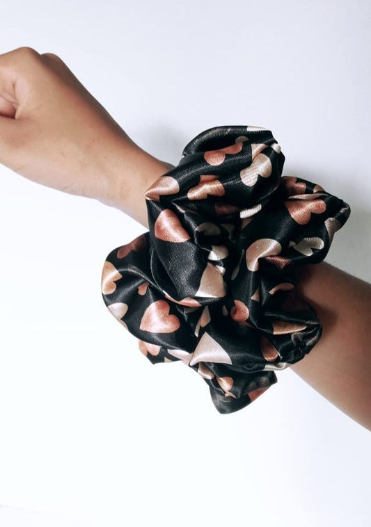 Love Scrunchie