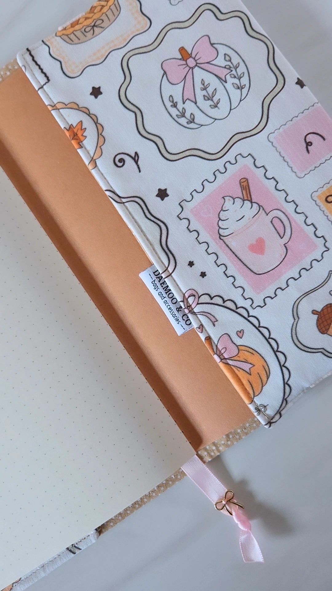Coquette Cozy Fall  (adjustable book cover & pouch set)