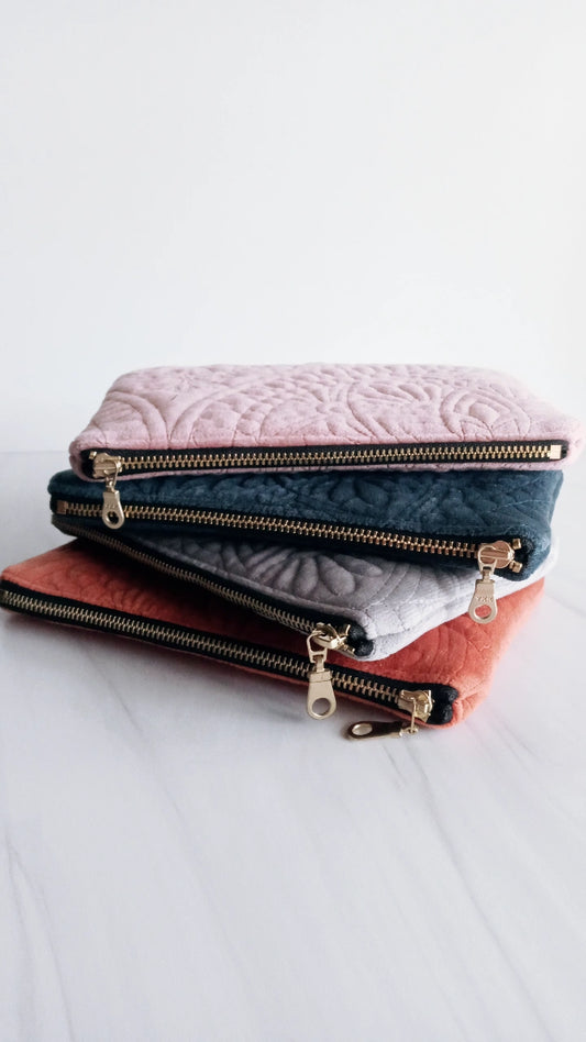 The Slouch Mini Pouch