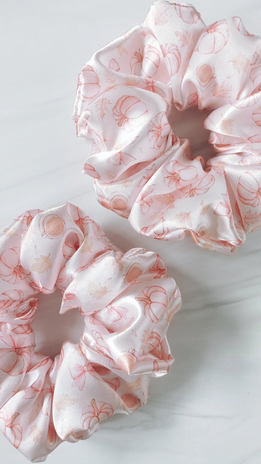 Prettiest Fall Scrunchie