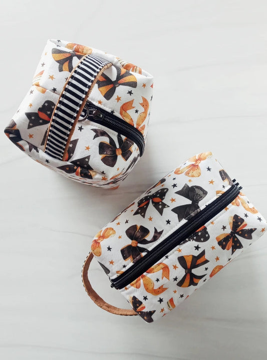Bow Confetti Boxy