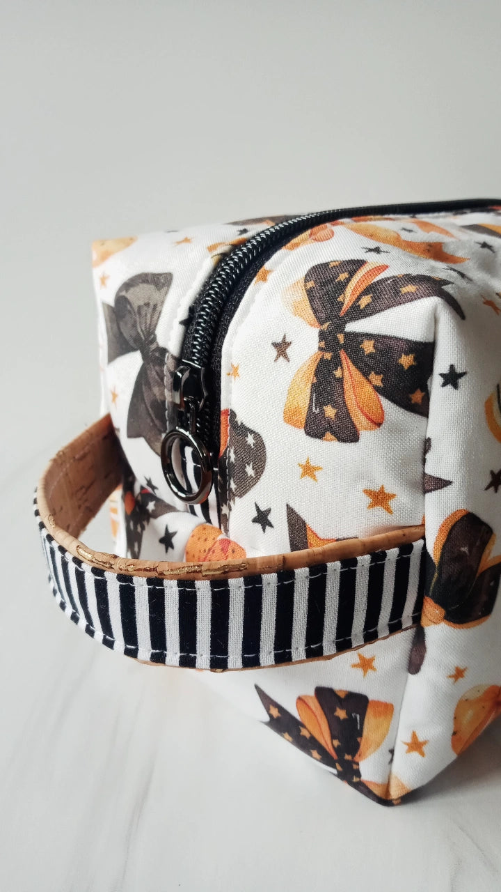 Bow Confetti Boxy