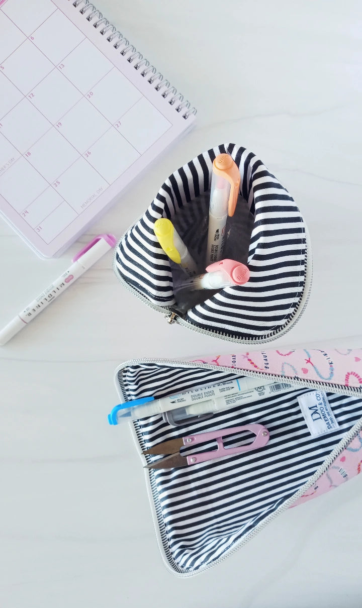 Friendship Bracelet 2 in 1 Stand Up Pouch
