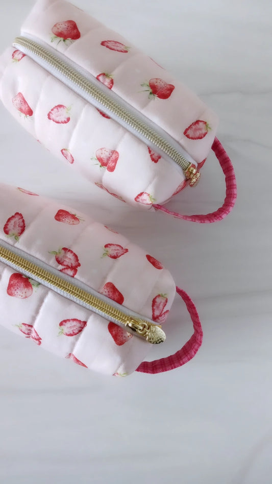 Strawberry Boxy Carry-all (small)